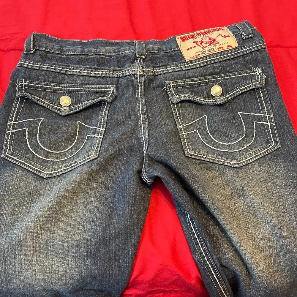 True Religion Men's Relaxed Jeans in Blue with Red Label